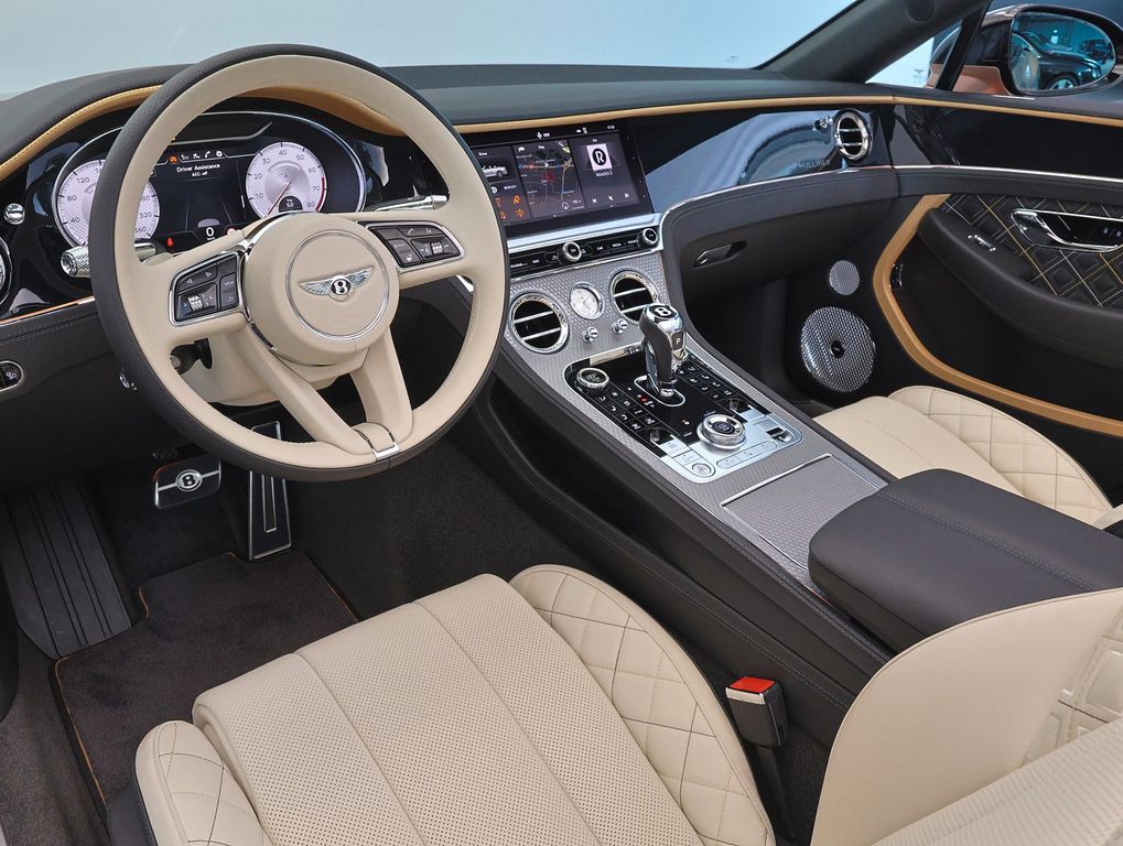 Bentley Continental GTC 2024