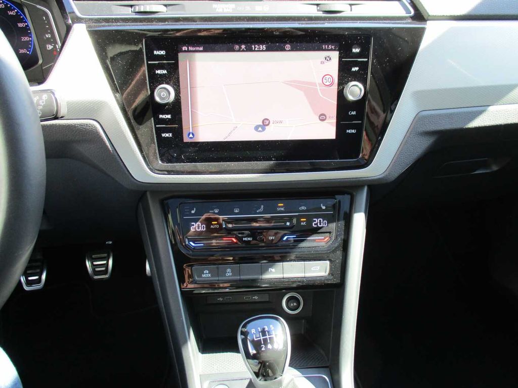 Volkswagen Touran 2024