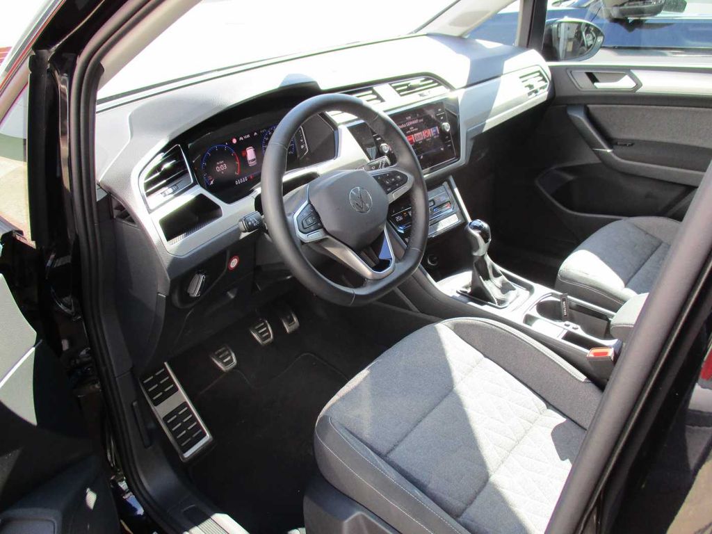 Volkswagen Touran 2024
