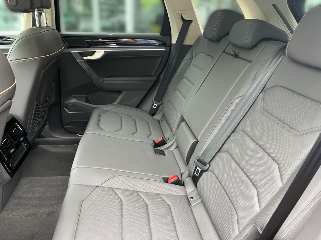 Volkswagen Touareg 2025