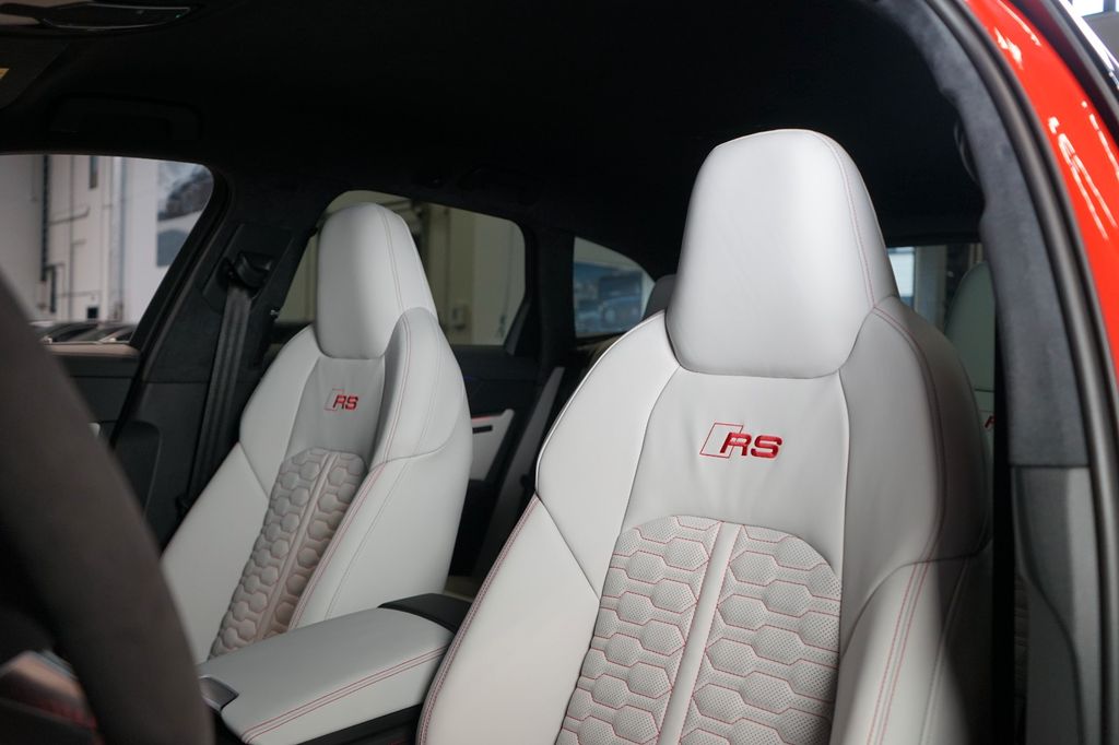 Audi RS6 2024