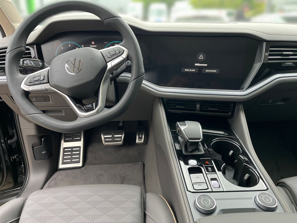 Volkswagen Touareg 2025