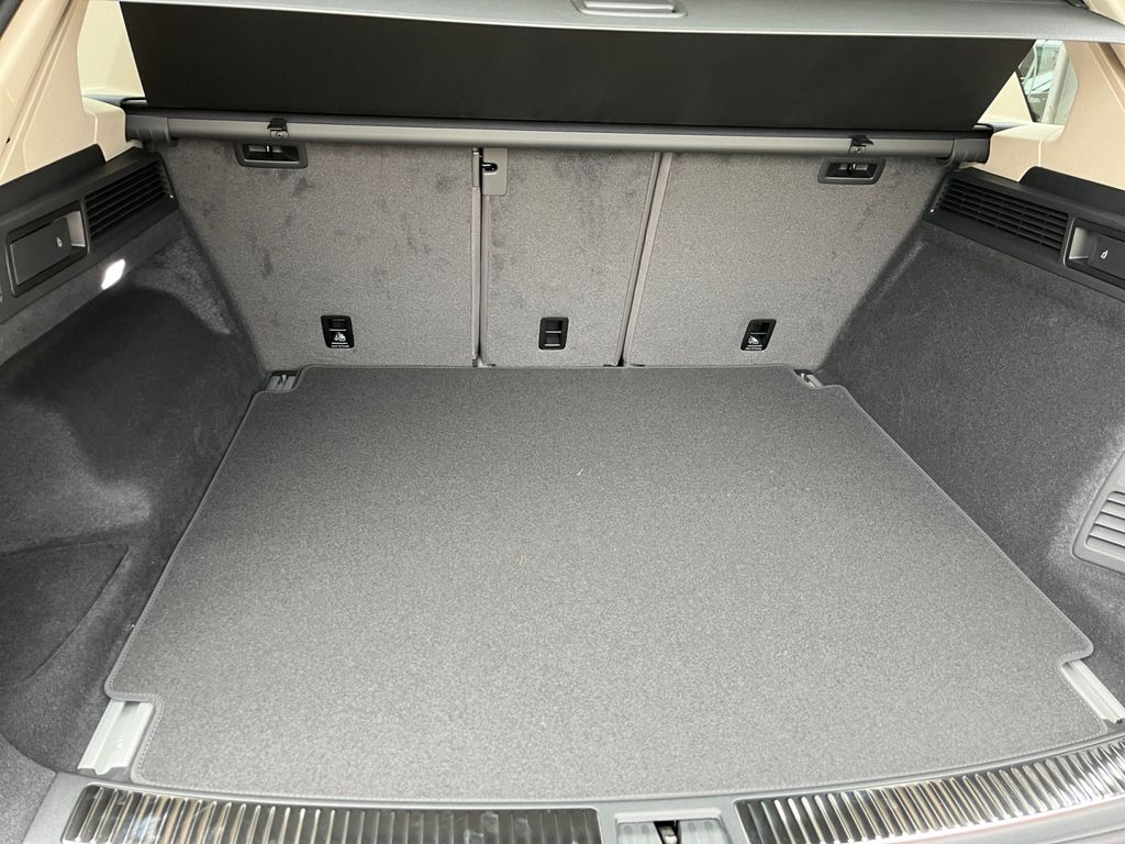 Volkswagen Touareg 2025