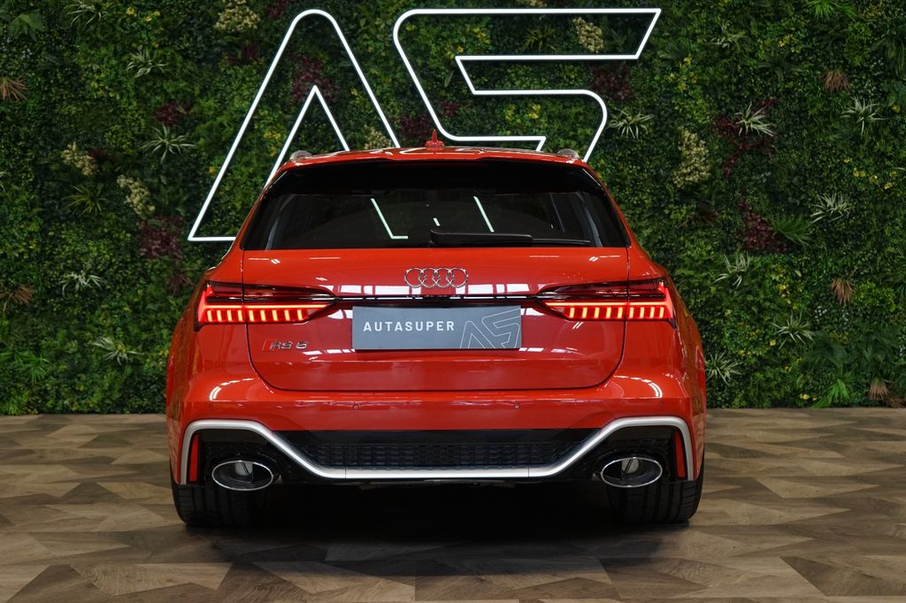 Audi RS6 2024