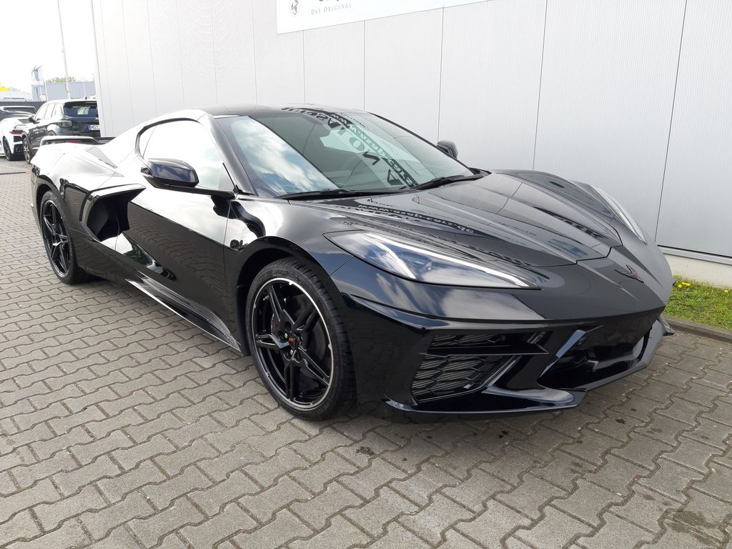 Corvette C8 2025