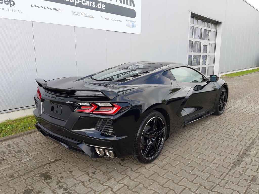 Corvette C8 2025