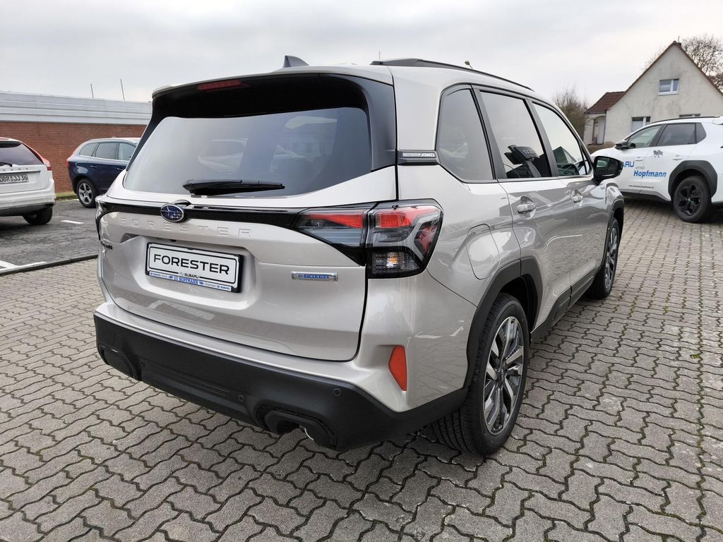 Subaru Forester 2025