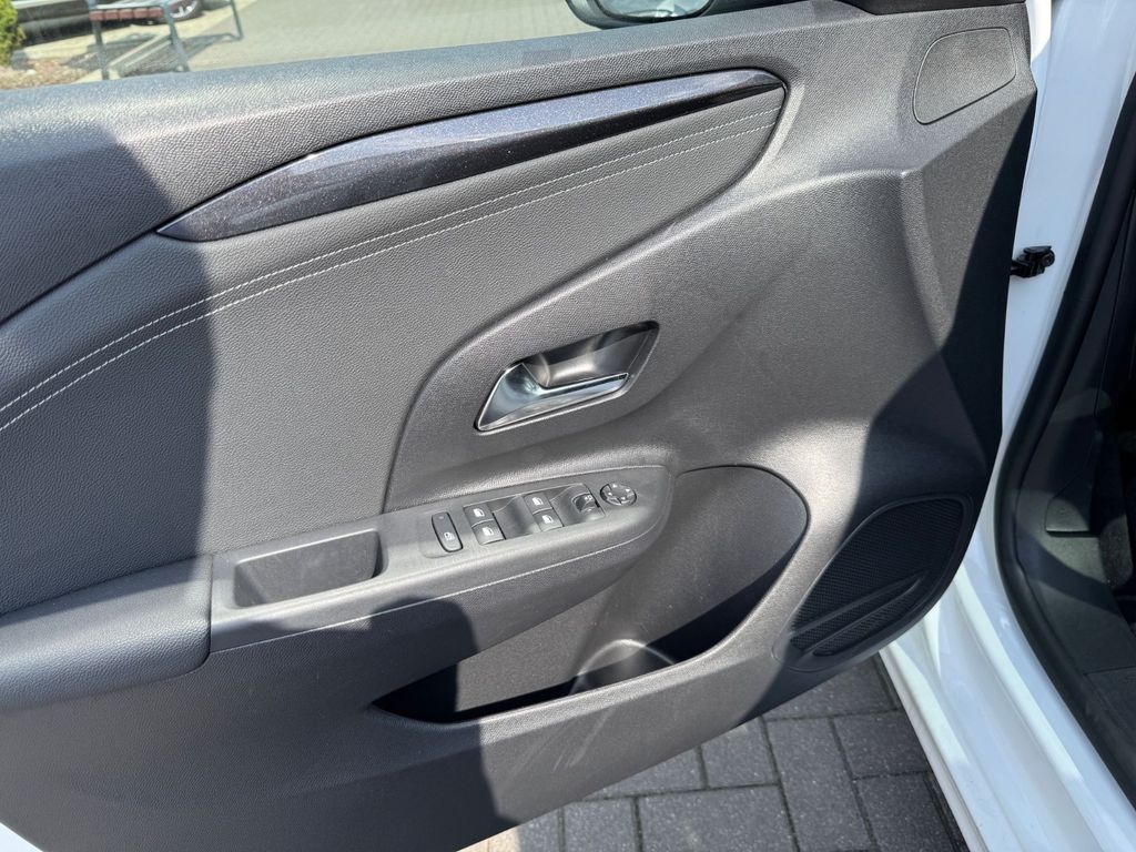 Opel Corsa 2024