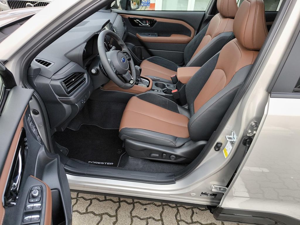 Subaru Forester 2025