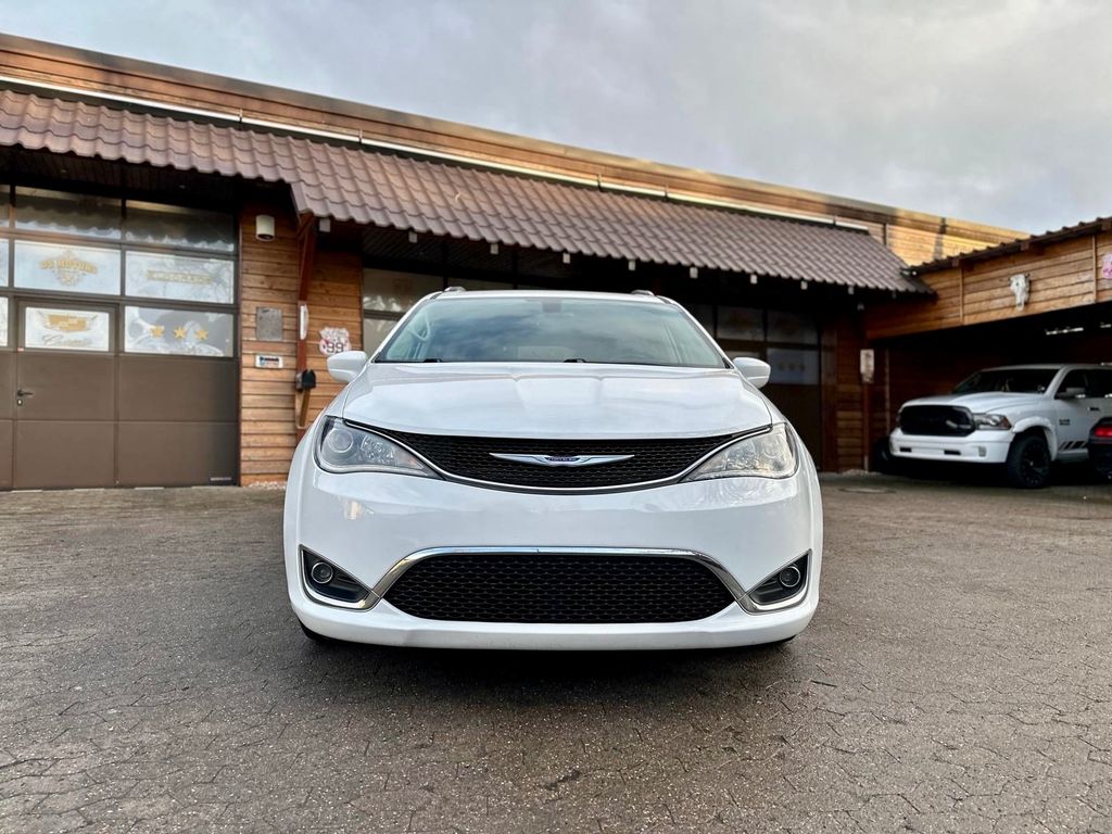 Chrysler Pacifica 2019