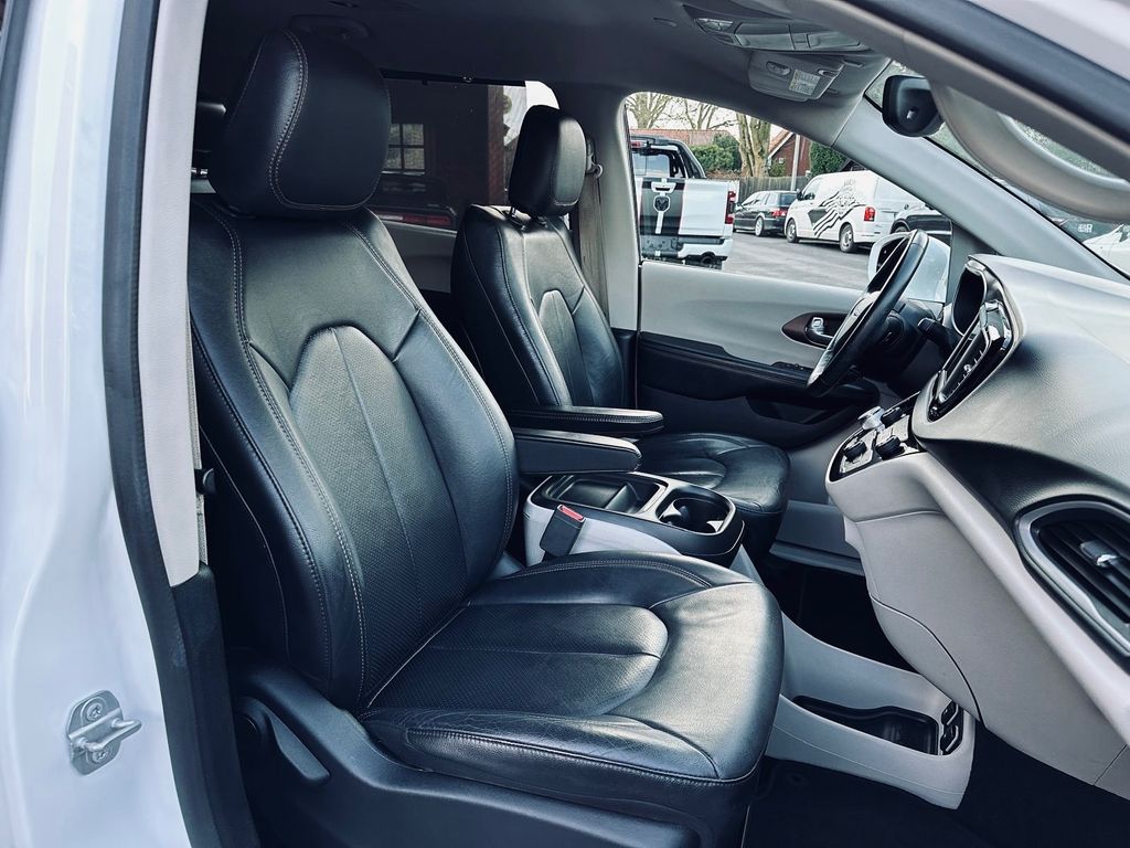 Chrysler Pacifica 2019