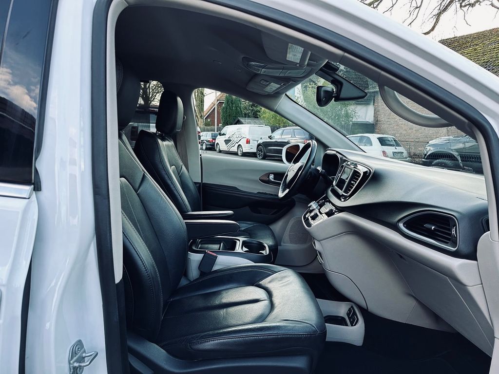 Chrysler Pacifica 2019