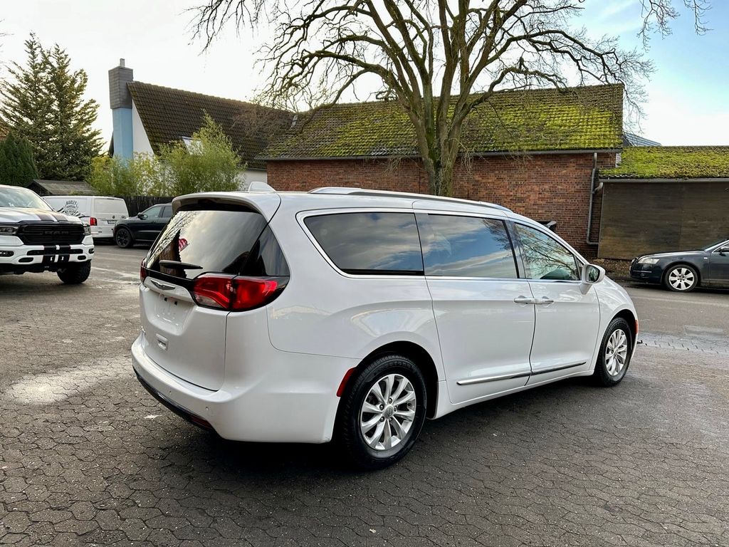 Chrysler Pacifica 2019