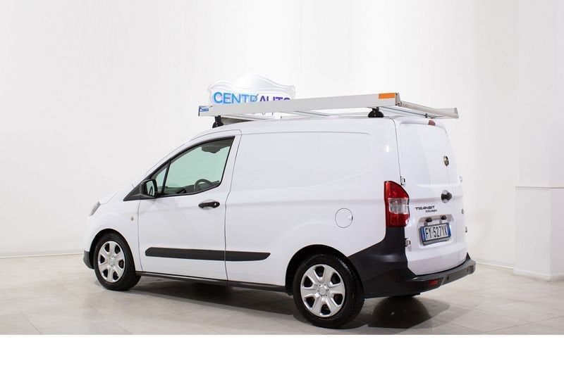 Ford Transit Courier 2019