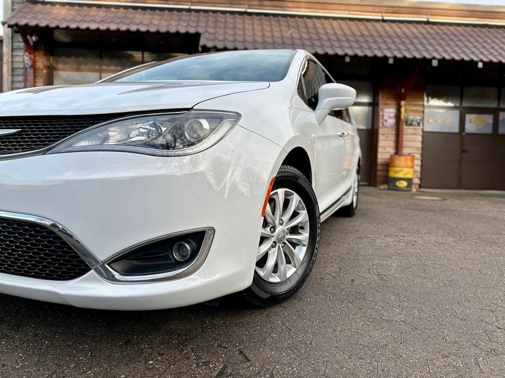 Chrysler Pacifica 2019