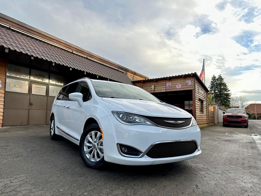 Chrysler Pacifica 2019