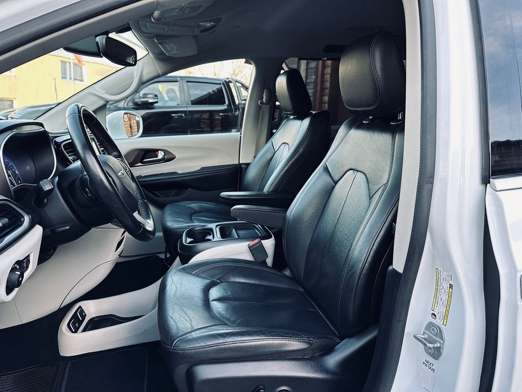 Chrysler Pacifica 2019