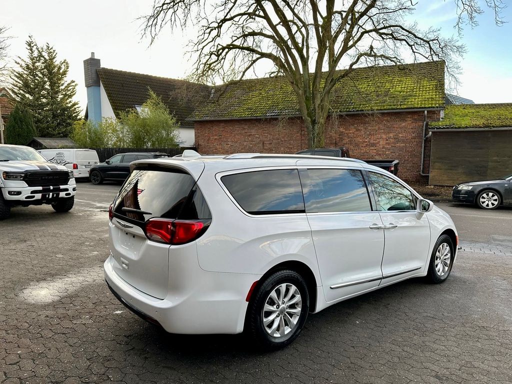 Chrysler Pacifica 2019