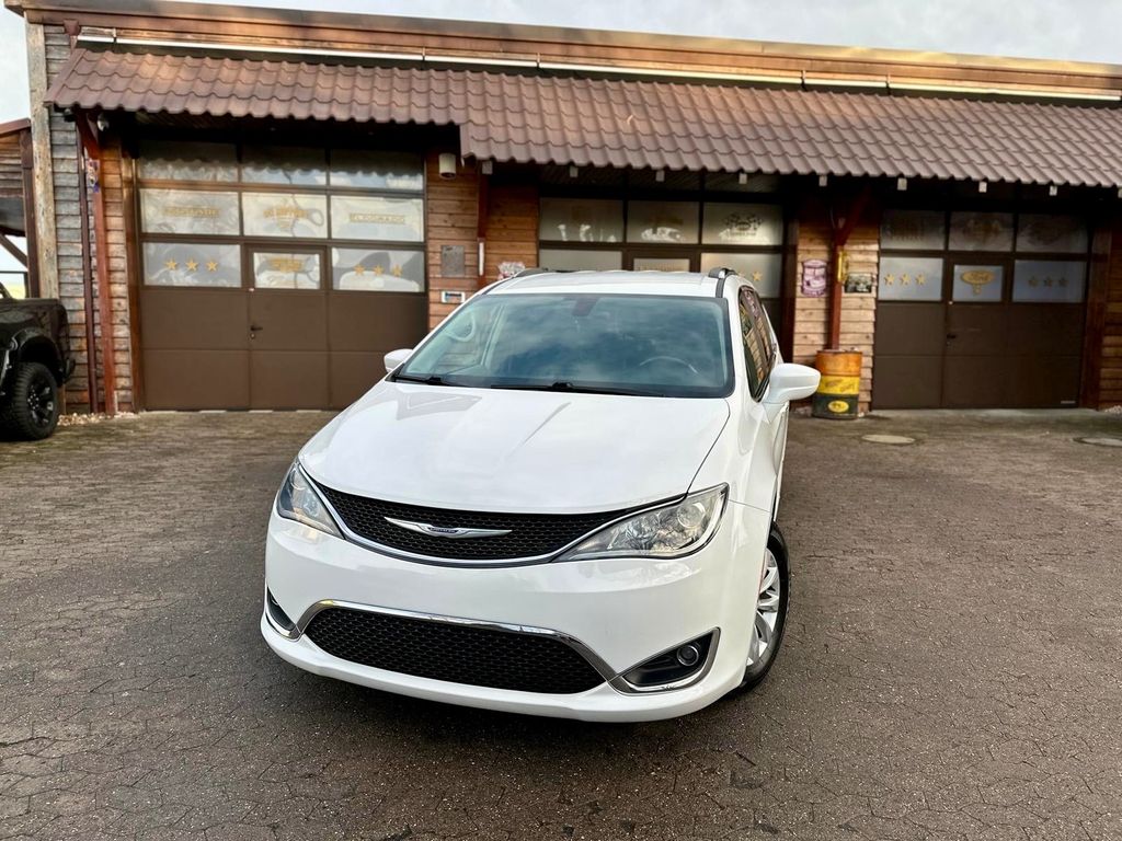 Chrysler Pacifica 2019