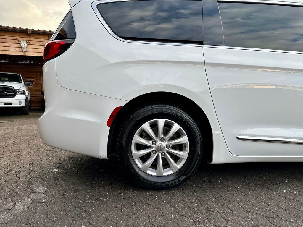 Chrysler Pacifica 2019