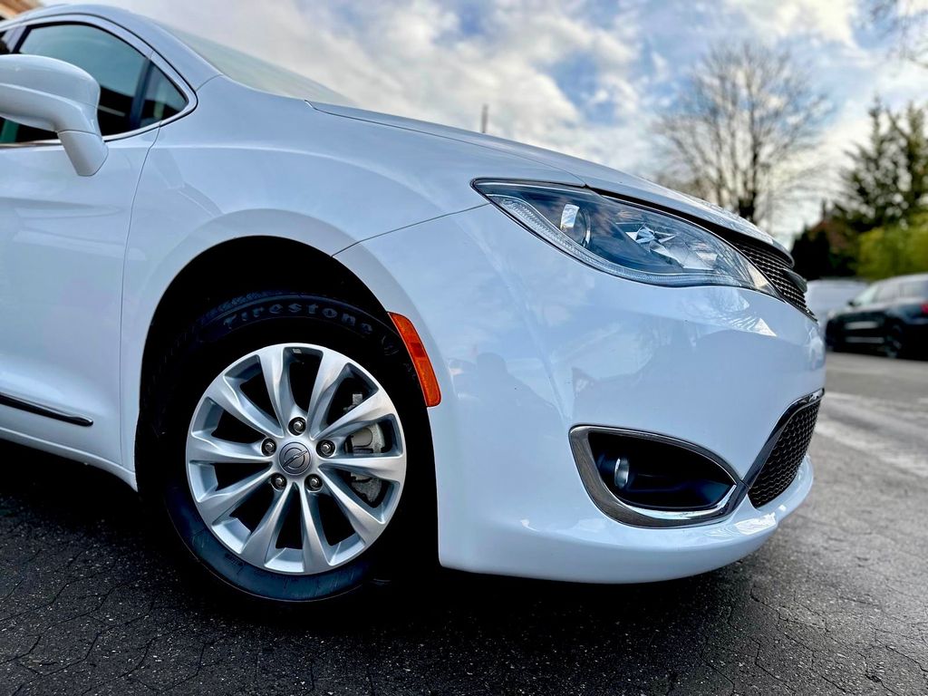 Chrysler Pacifica 2019