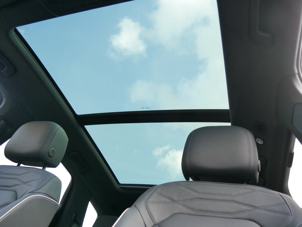 Volkswagen Touareg 2025