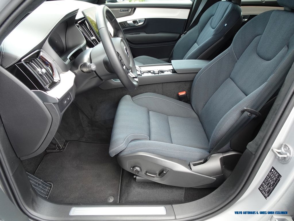Volvo XC90 2025