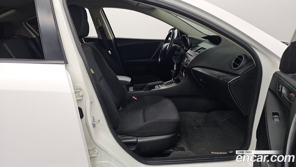 Mazda Mazda 3 2011