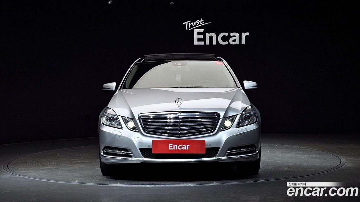 Mercedes-Benz E-Class 2012