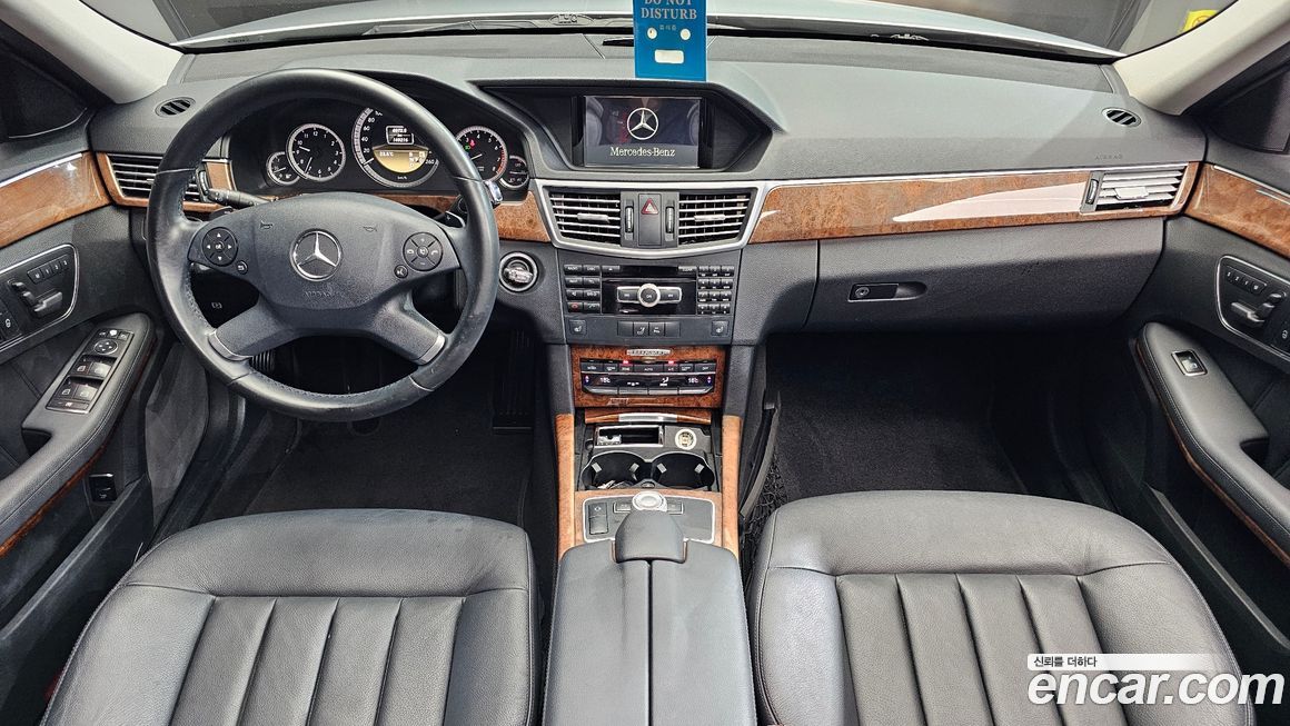 Mercedes-Benz E-Class 2012
