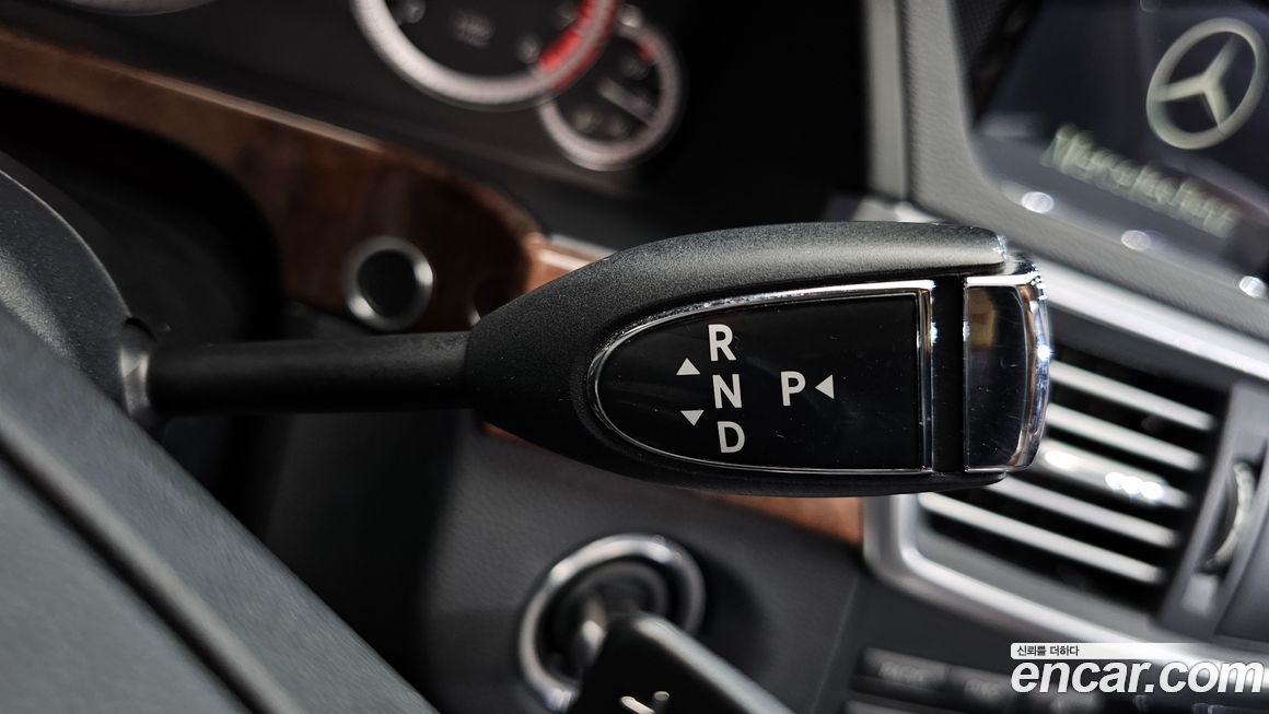 Mercedes-Benz E-Class 2012