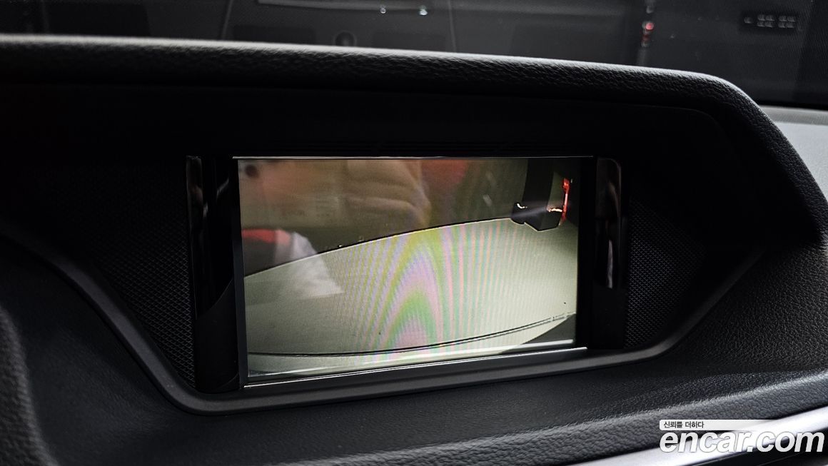 Mercedes-Benz E-Class 2012