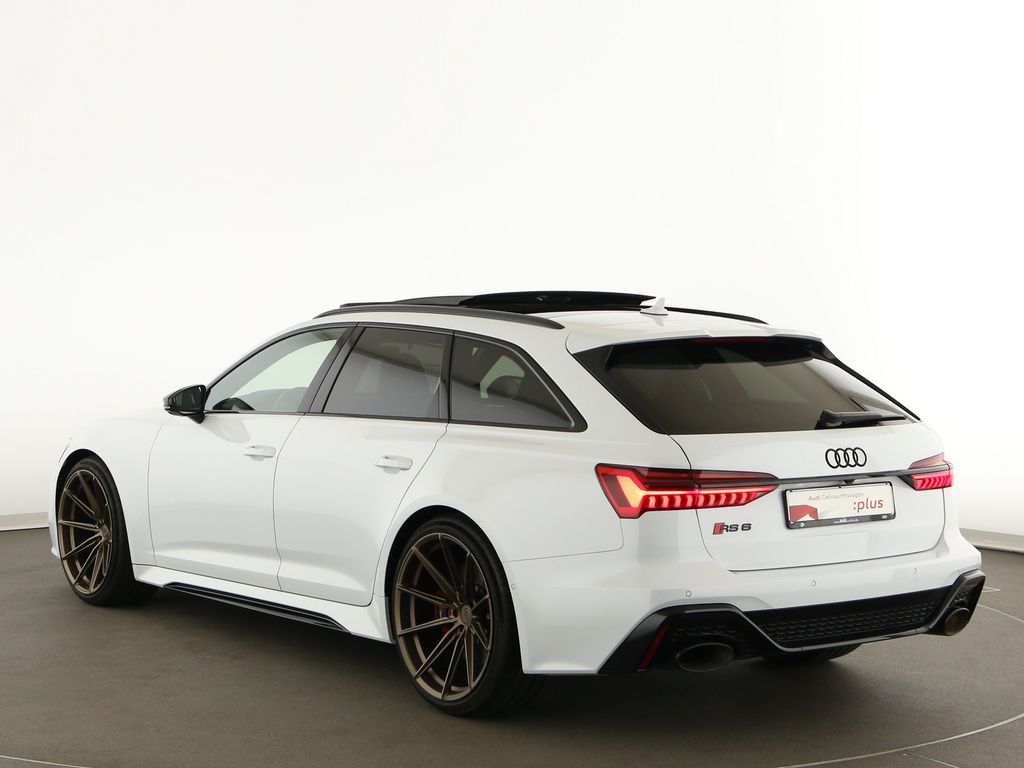 Audi RS6 2023
