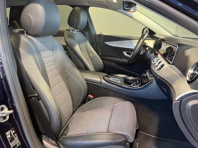 Mercedes-Benz E 300 2021