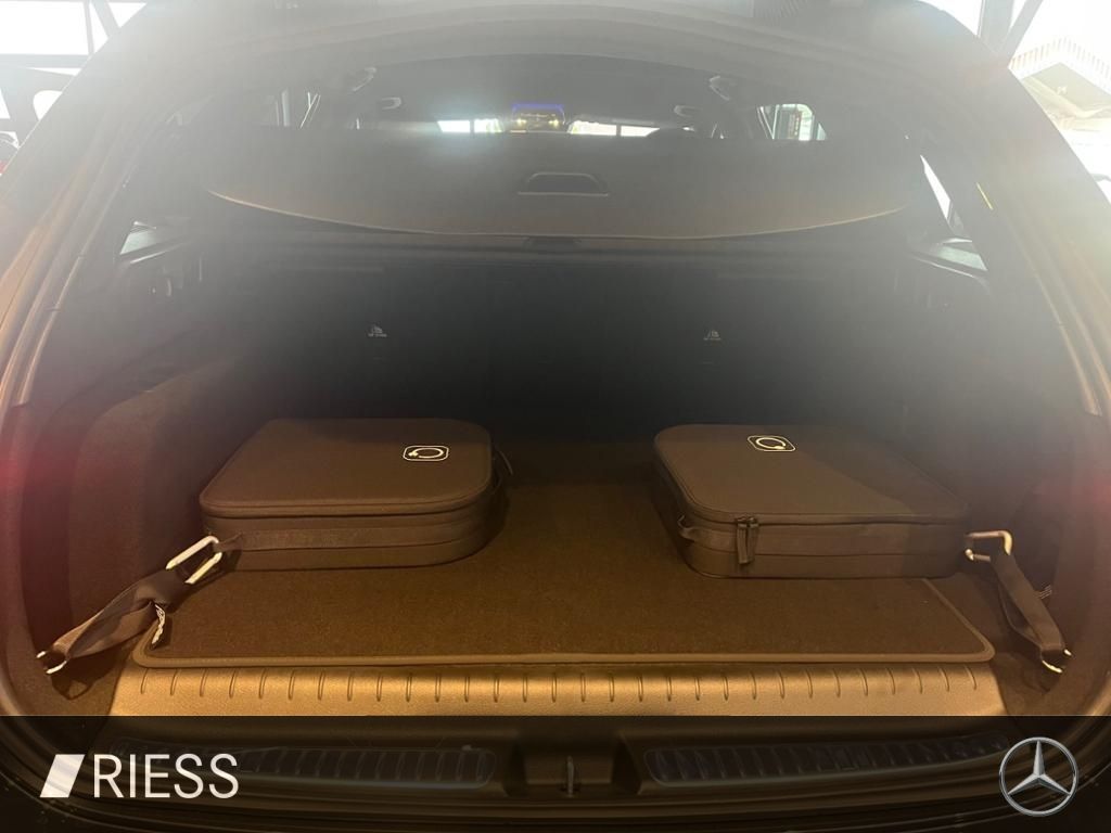 Mercedes-Benz C 300 2025