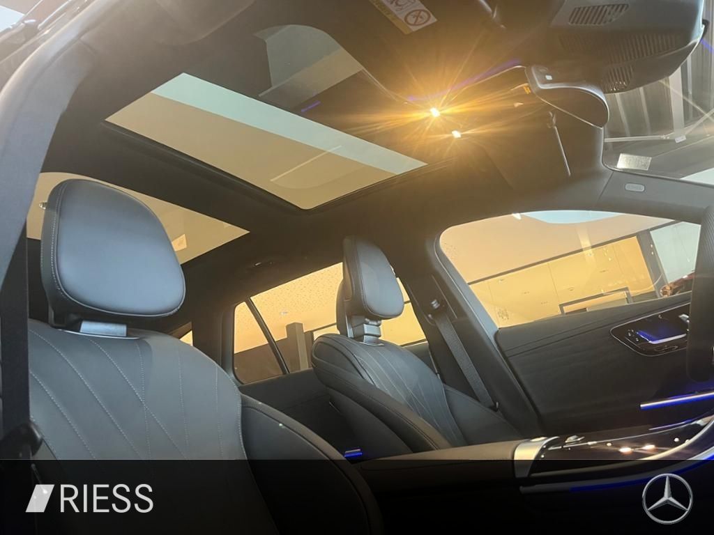 Mercedes-Benz C 300 2025
