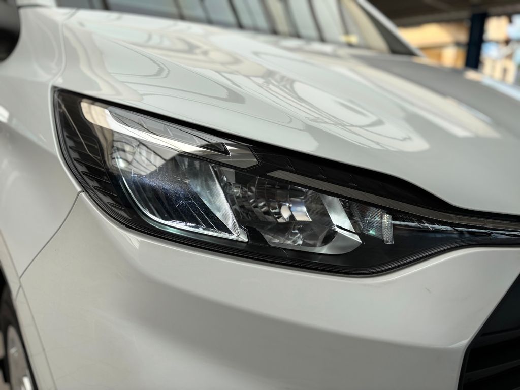 Ford Transit Custom 2025