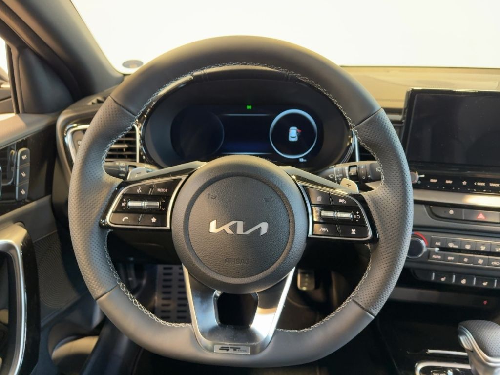 Kia XCeed 2025