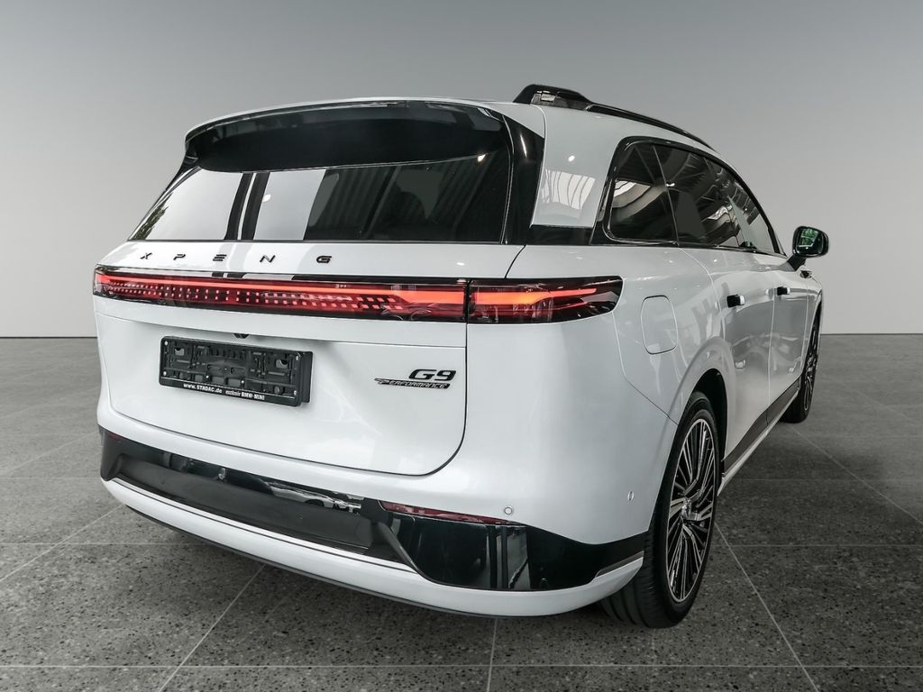 XPENG G9