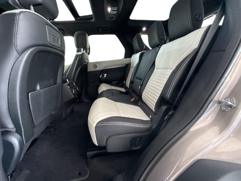 Land Rover Discovery 2021