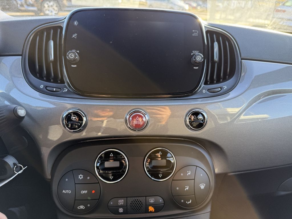 Fiat 500C 2024
