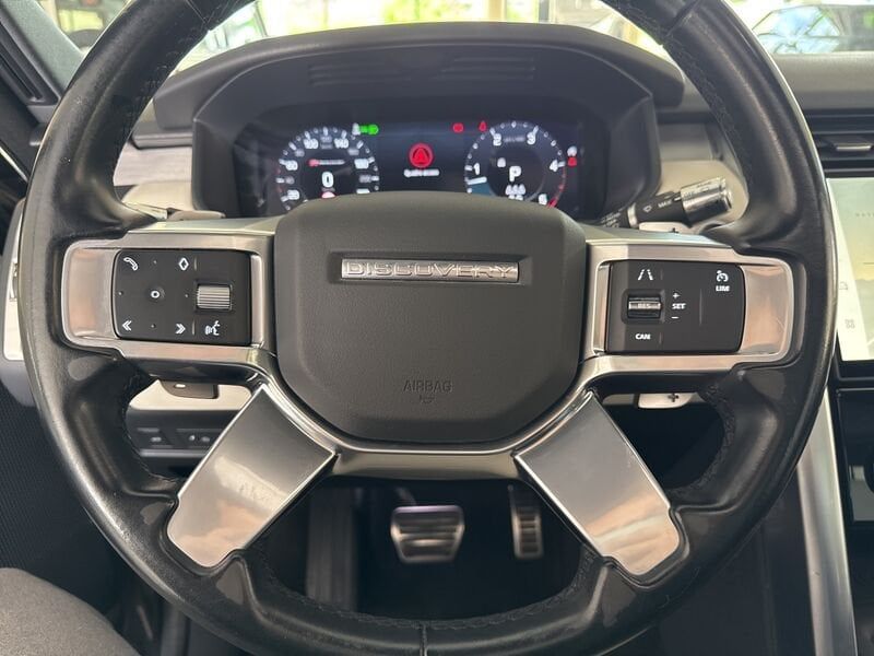 Land Rover Discovery 2021