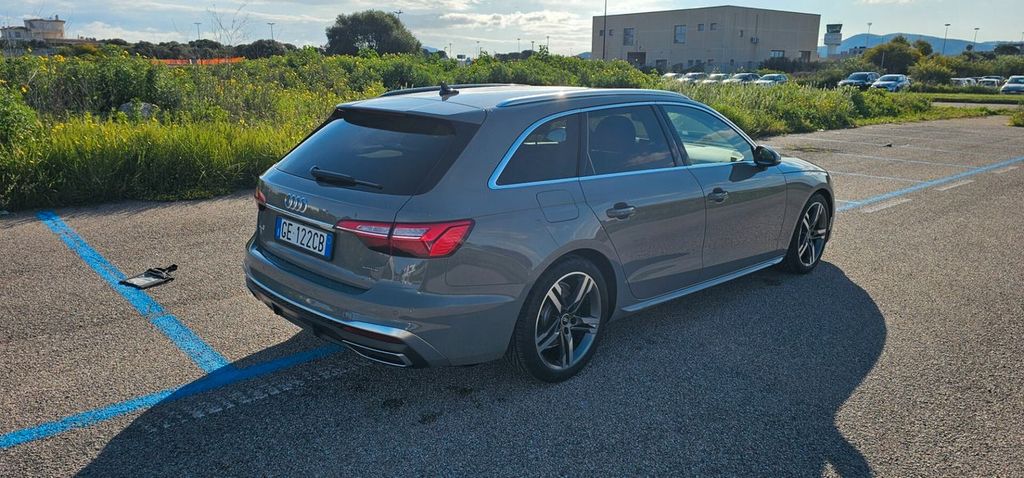 Audi A4 2021