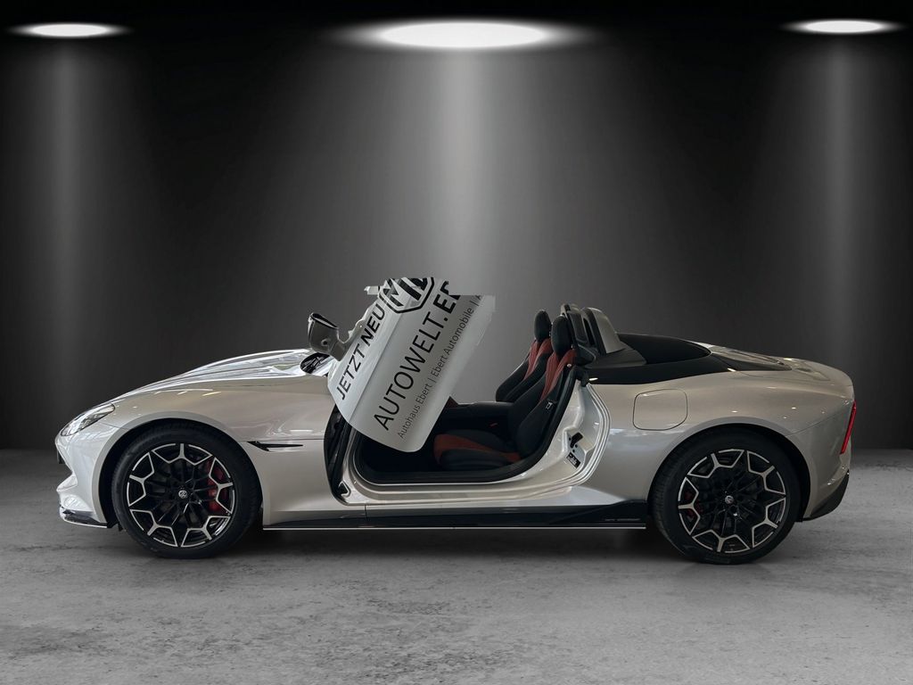 MG Cyberster 2025