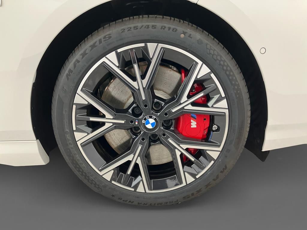 BMW 120 2024