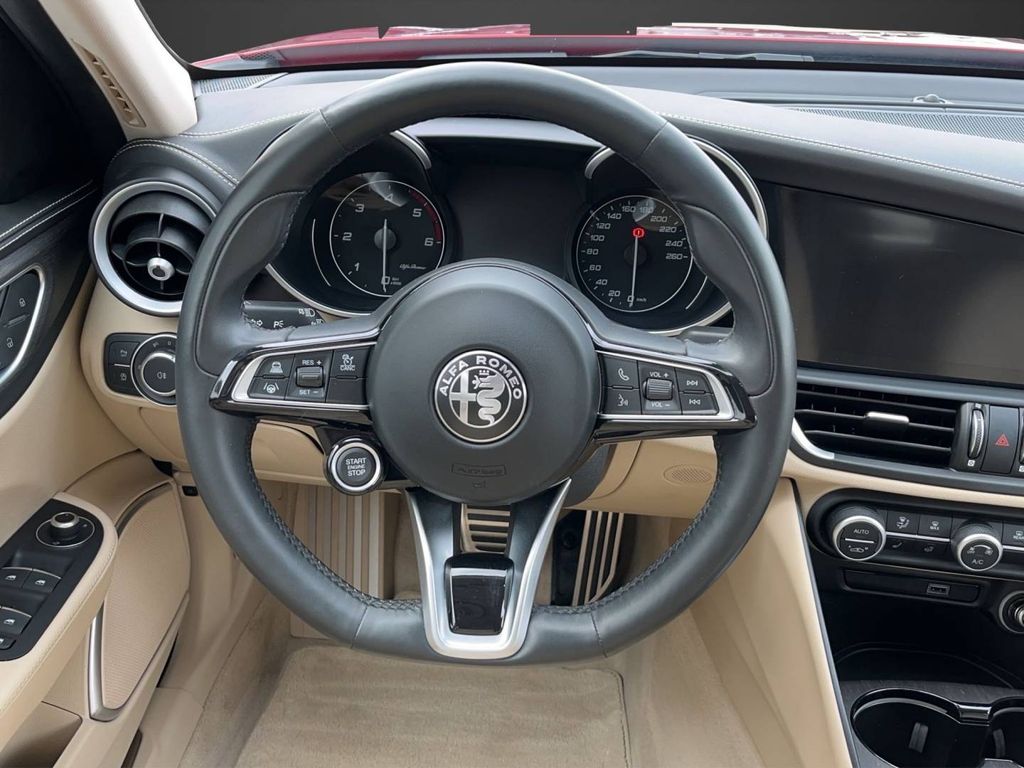 Alfa Romeo Giulia 2022