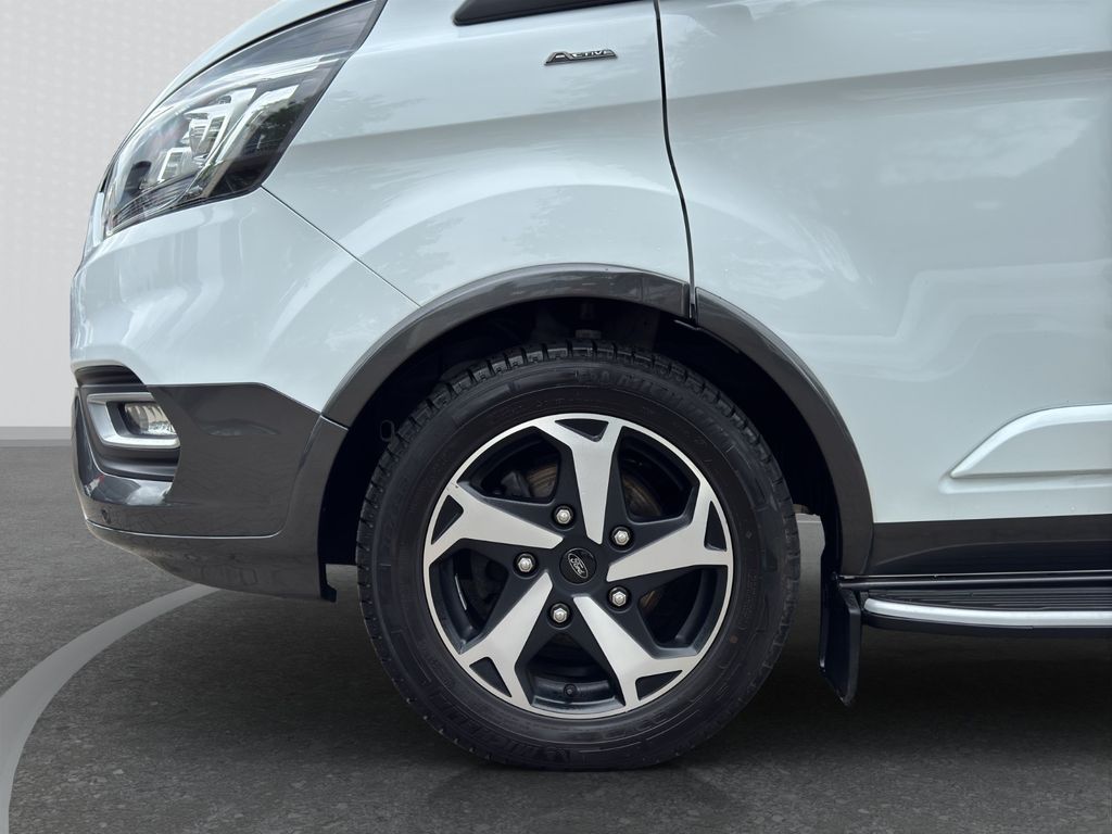 Ford Tourneo Custom 2022