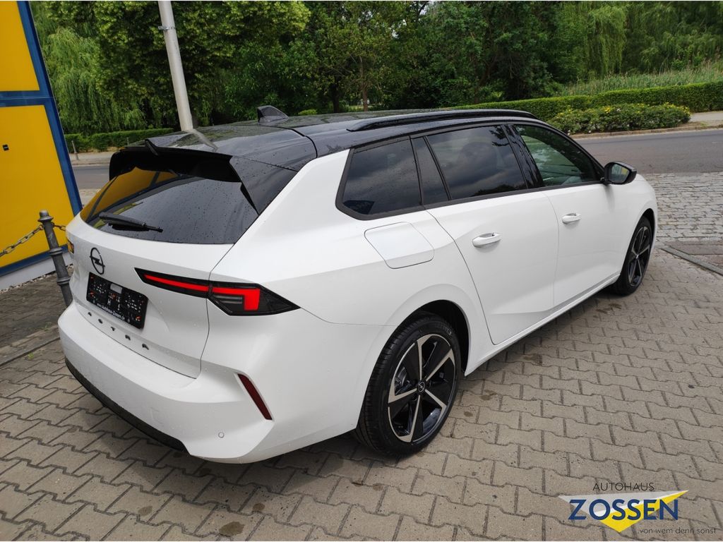 Opel Astra 2025