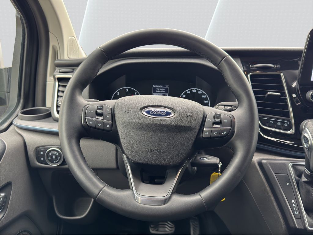 Ford Tourneo Custom 2022