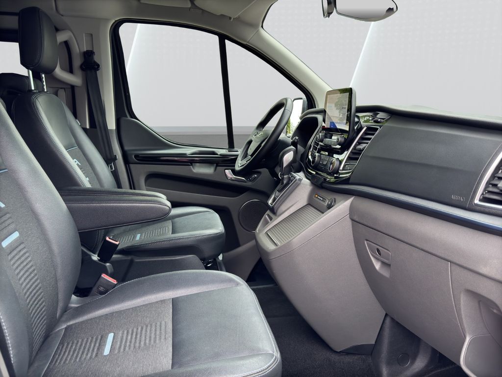 Ford Tourneo Custom 2022